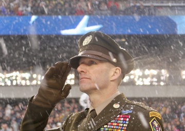 The Pink &amp; Green Service Dress Uniform Made It's National Debut at the 2017 Army-Navy Football Game