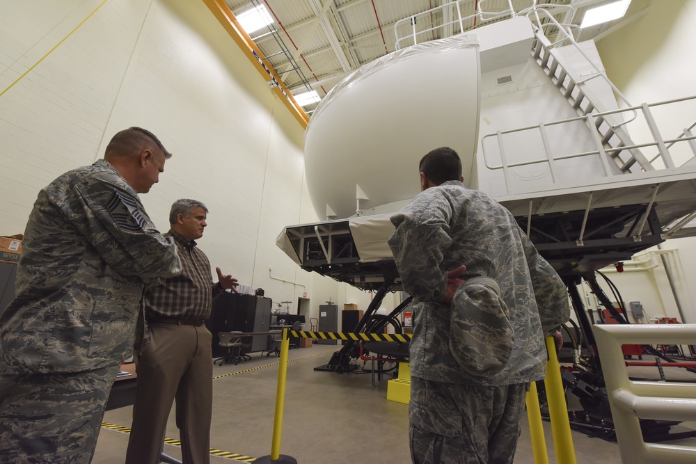 1st Air Force Chief King Visits 171st