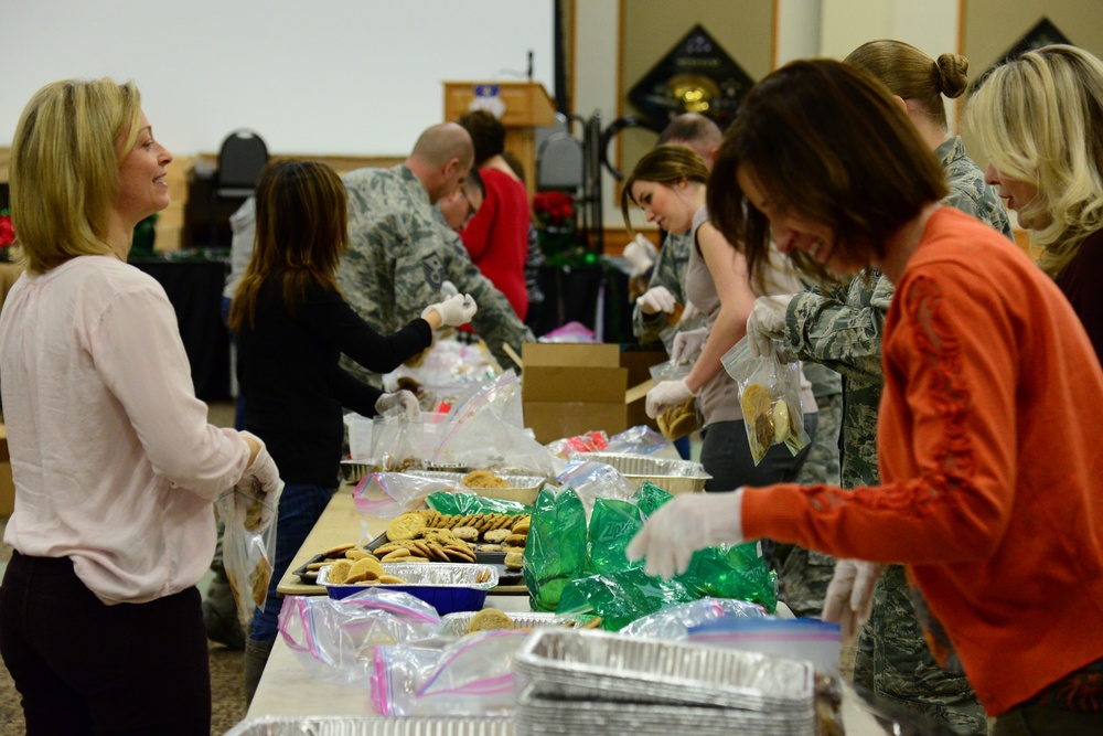 Cookie Express delivers sweets to Airmen