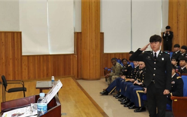 Good Neighbor Program connects future leaders and mentors