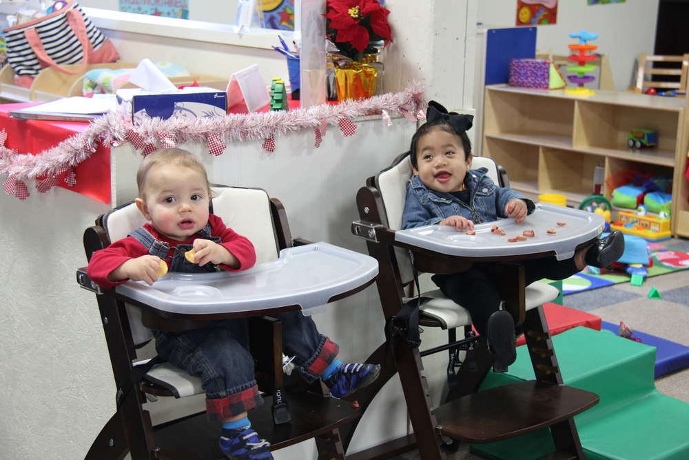 Fort McCoy &quot;Connect the Tots&quot; play group Christmas party