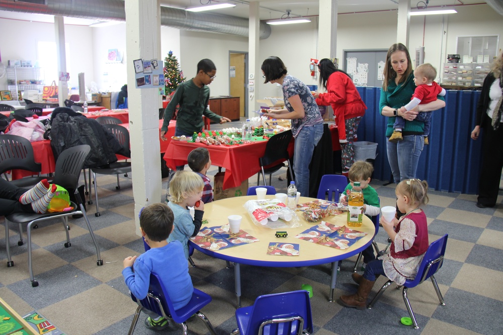 Fort McCoy &quot;Connect the Tots&quot; play group Christmas party