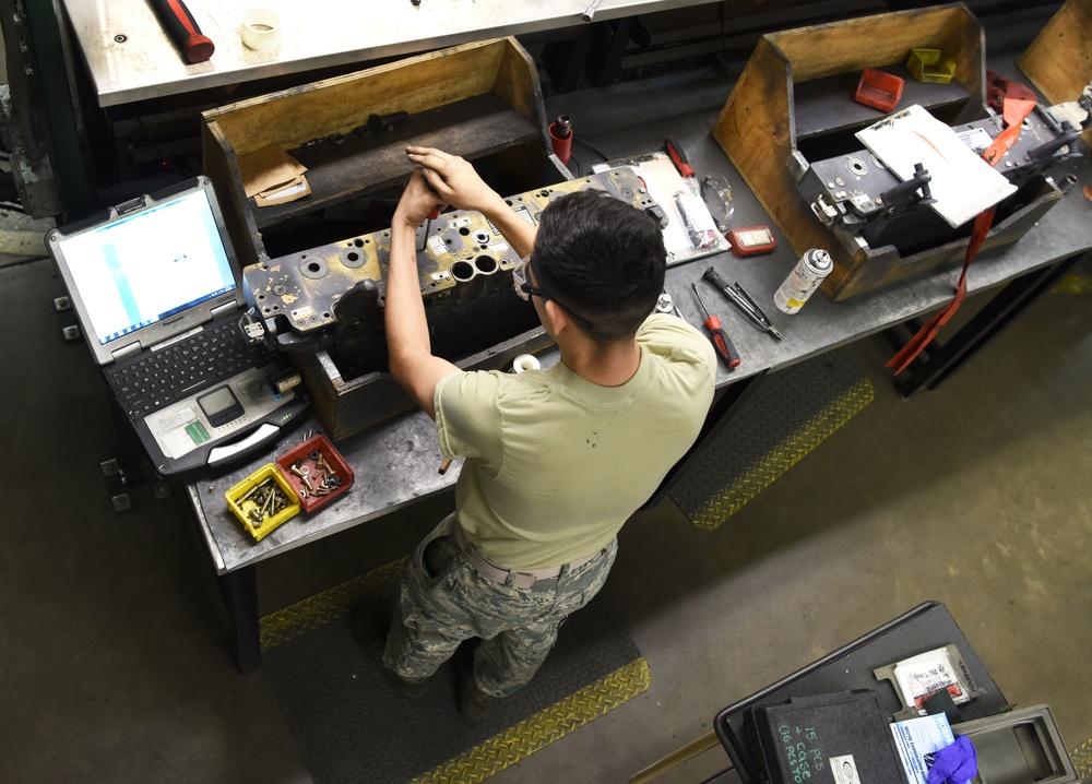 5 MUNS: Armament systems maintainers help keep bombs on target
