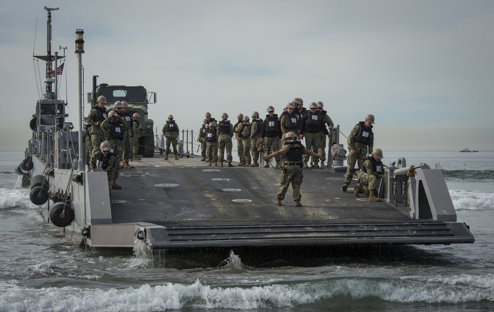 Amphibious Construction Battalion 1 Conducts Quarterly Exercise