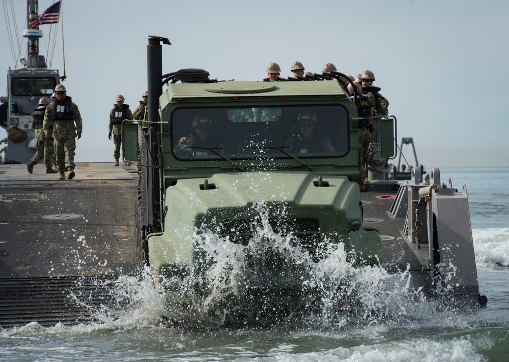 Amphibious Construction Battalion 1 Conducts Quarterly Exercise