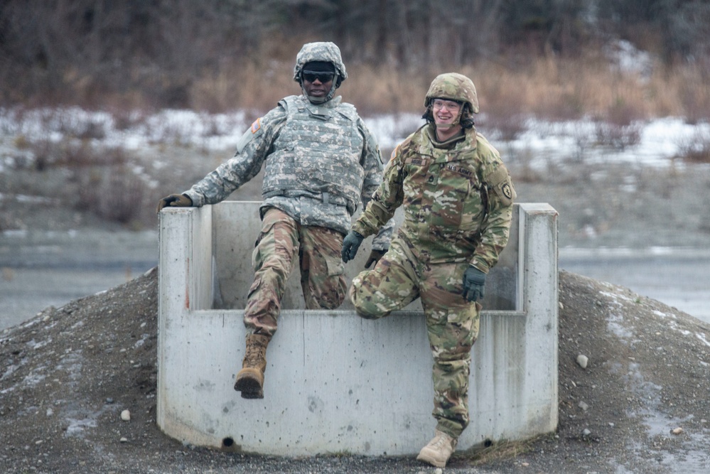 3 Geronimo paratroopers throw live grenades at JBER