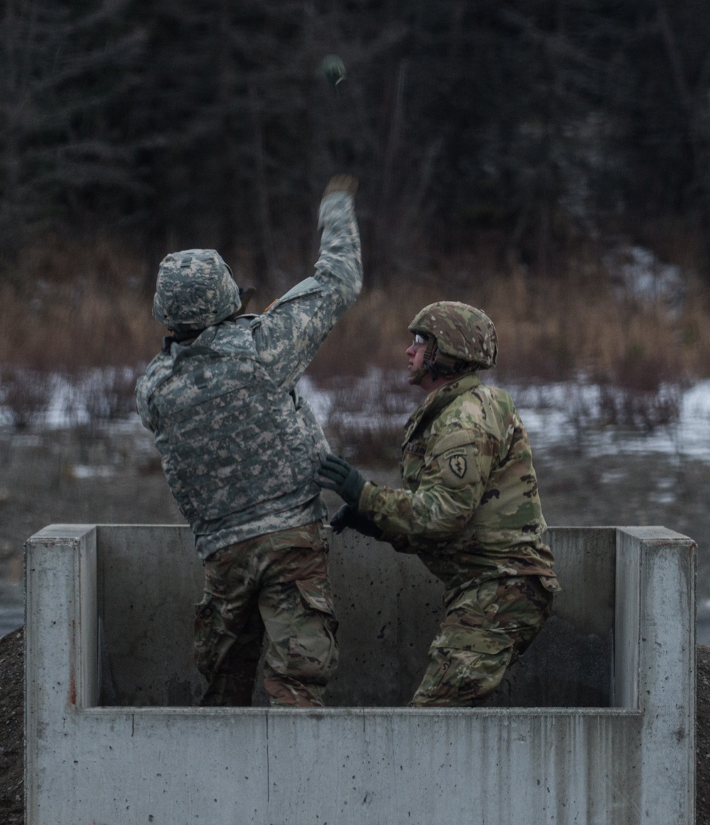 3 Geronimo paratroopers throw live grenades at JBER