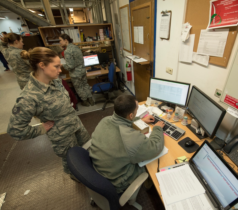 Volunteers augment Spangdahlem post office during holiday rush