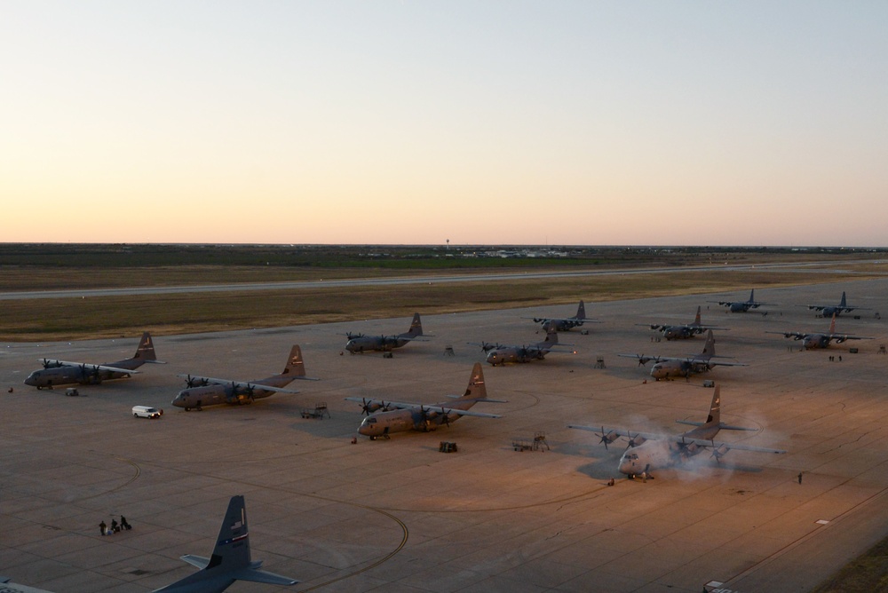 Dyess participates in USAFWS Joint Forcible Entry 17B