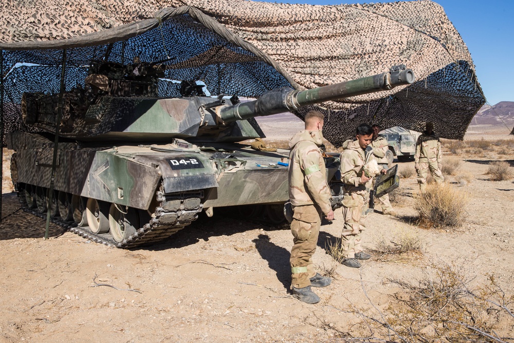 1st Tank Battalion receives CBRN Training at Steel Knight 18