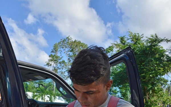 Airmen from the 156th Airlift Wing Distribute supplies to ‘Hospital Del Nino de San Juan’