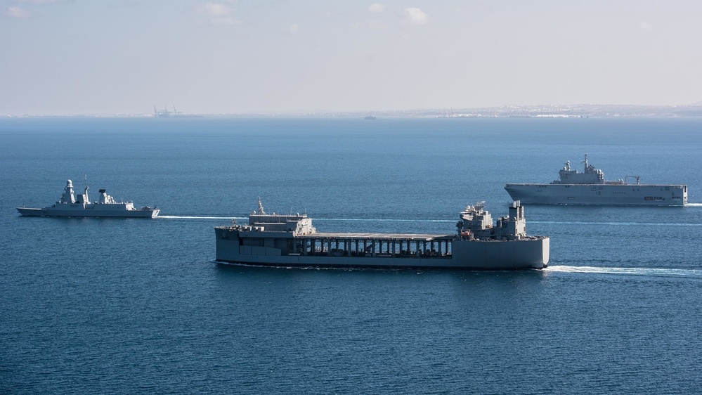 French and U.S. vessels support Alligator Dagger off coast of Djibouti