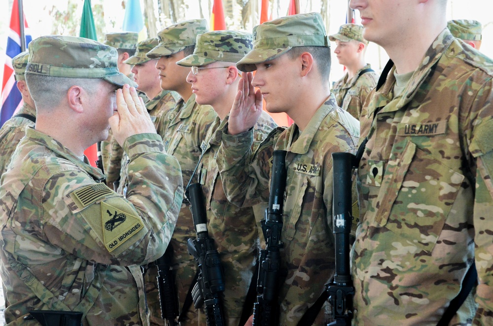 1st Armored Division Soldiers Receive Combat Patches