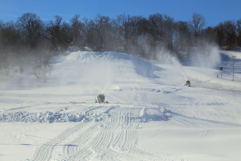 Fort McCoy's Whitetail Ridge makes snow for upcoming season