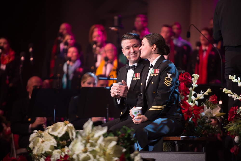U.S. Navy Band 2017 Holiday Concert at DAR Constitiution Hall