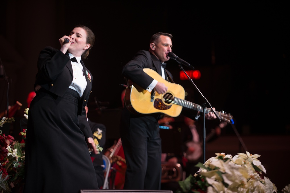 U.S. Navy Band 2017 Holiday Concert at DAR Constitiution Hall