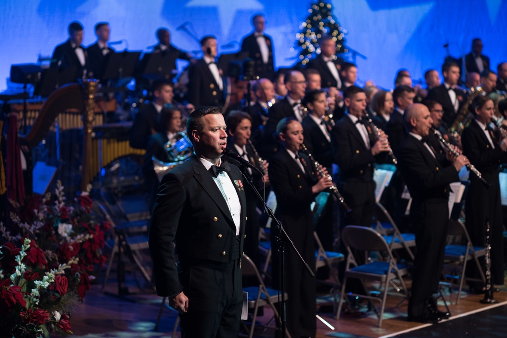 U.S. Navy Band 2017 Holiday Concert at DAR Constitiution Hall