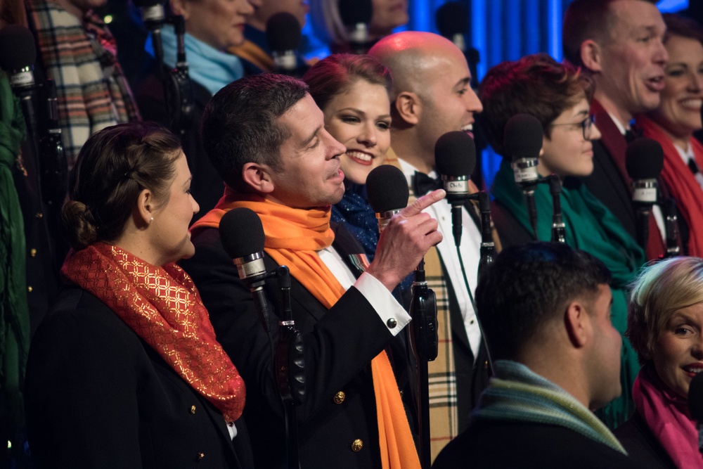 U.S. Navy Band 2017 Holiday Concert at DAR Constitiution Hall