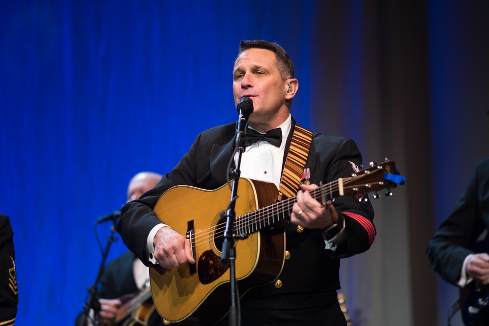 U.S. Navy Band 2017 Holiday Concert at DAR Constitiution Hall