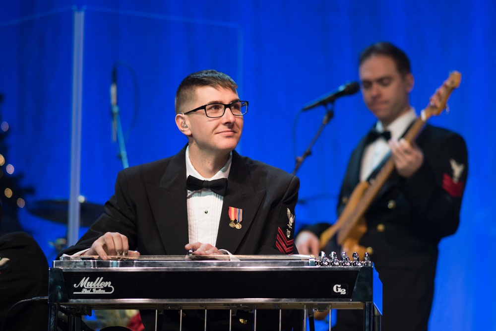 U.S. Navy Band 2017 Holiday Concert at DAR Constitiution Hall
