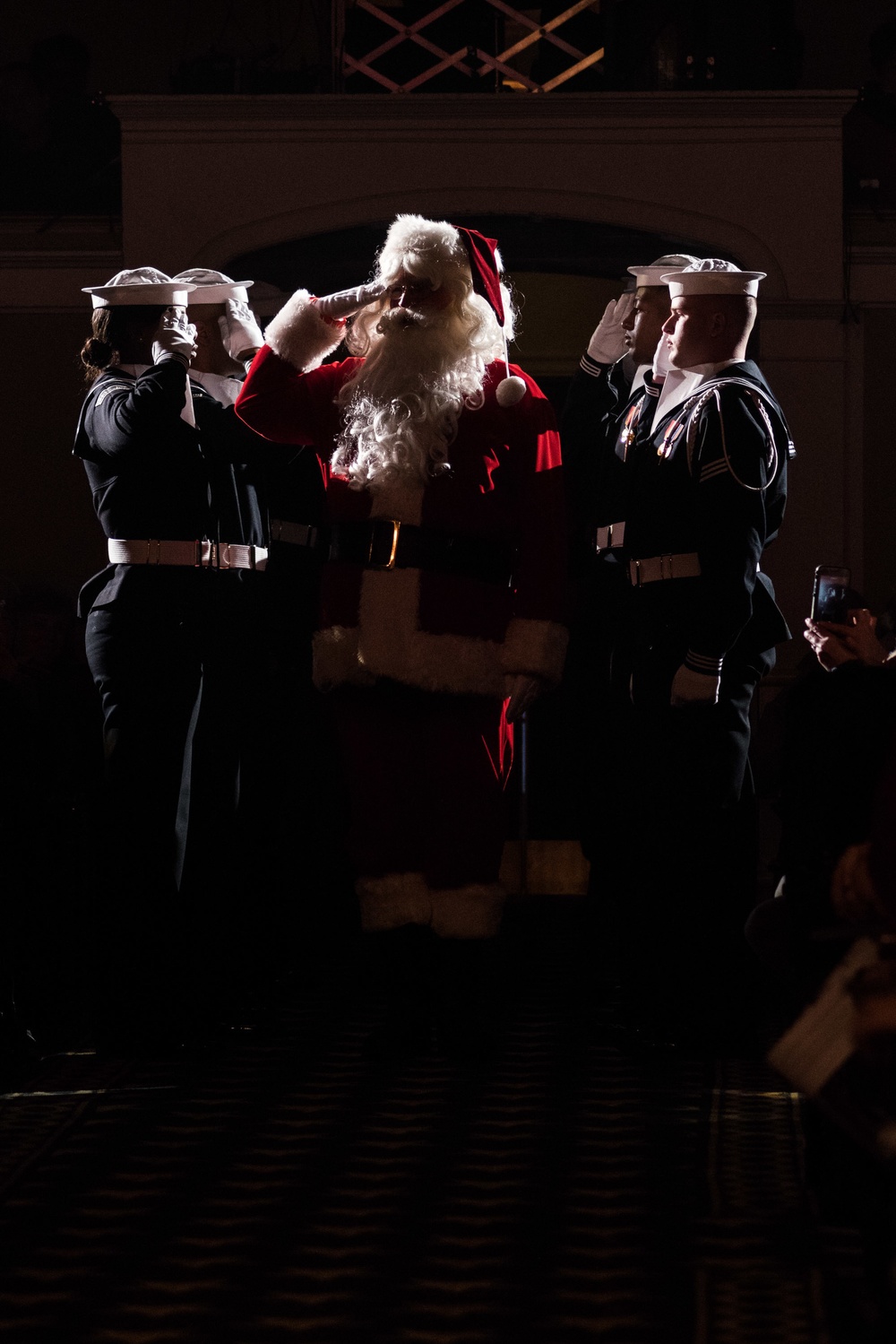 U.S. Navy Band 2017 Holiday Concert at DAR Constitiution Hall