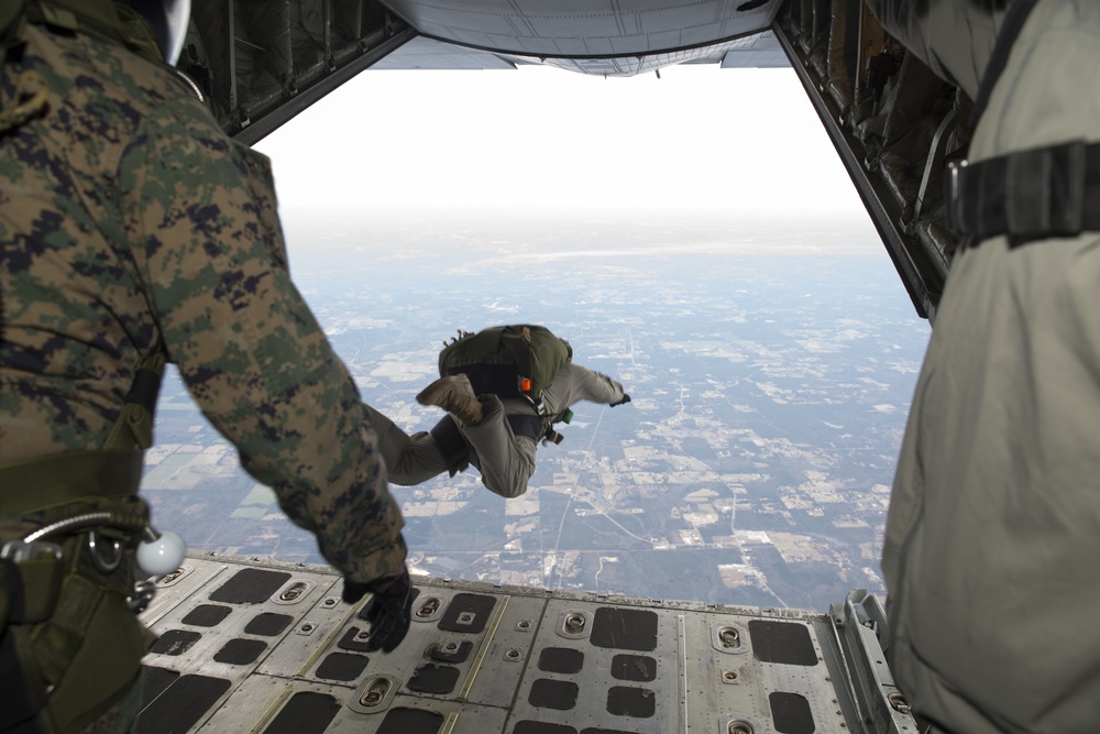 3rd Force Reconnaissance Company Parachute Operations Training