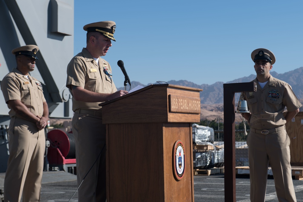 USS Pearl Harbor holds a ceremony for Pearl Harbor Remembrance Day