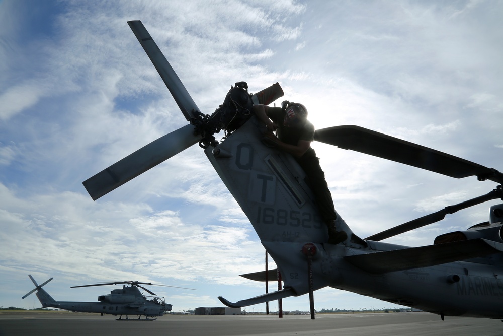 First 4th generation attack helicopters in Hawaii arrive