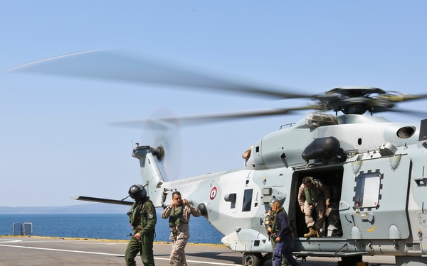 U.S. Soldiers tour French Assault Ship Tonnerre during Alligator Dagger