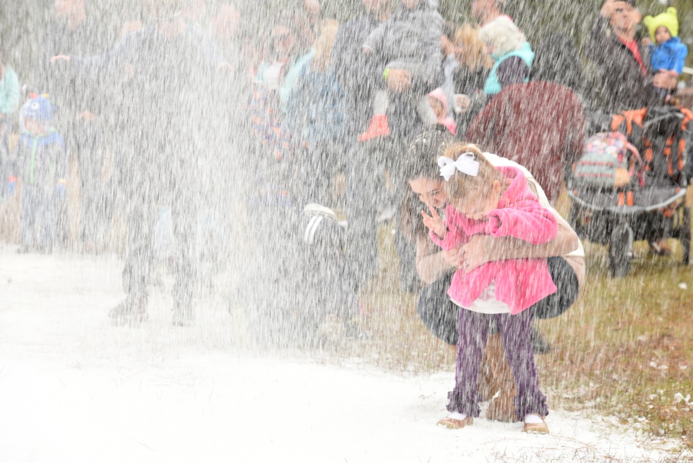 Shaw members frolic in winter wonderland