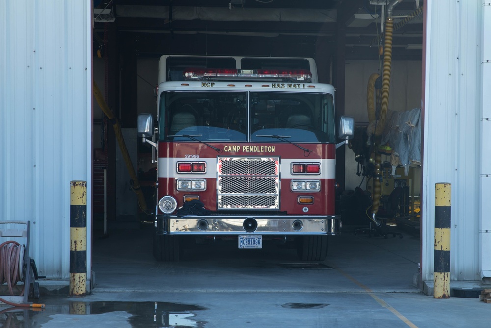 Camp Pendleton firefighters receive new equipment