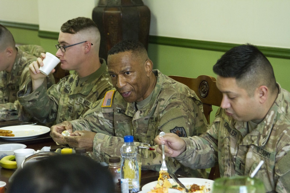 Deputy Director, Army National Guard discusses readiness with Soldiers