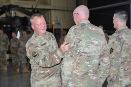 Army Reserve Aviation Command Uncases New Colors