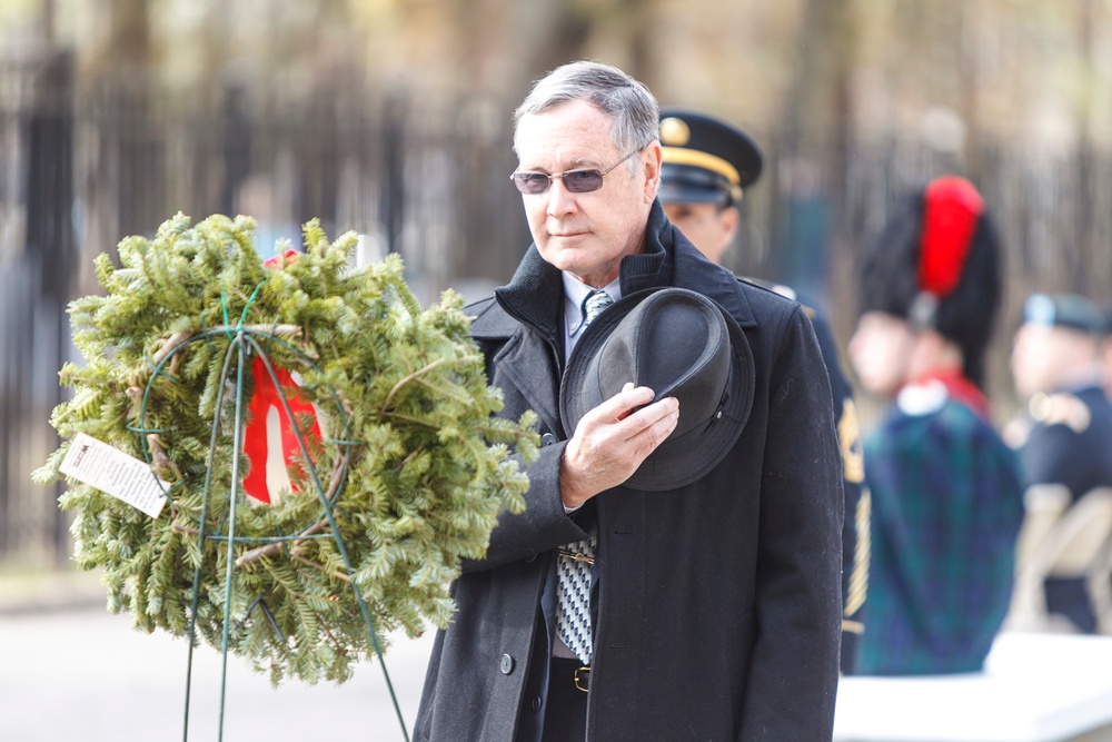 McClellan Military Cemetery holds Wreaths Across America ceremony