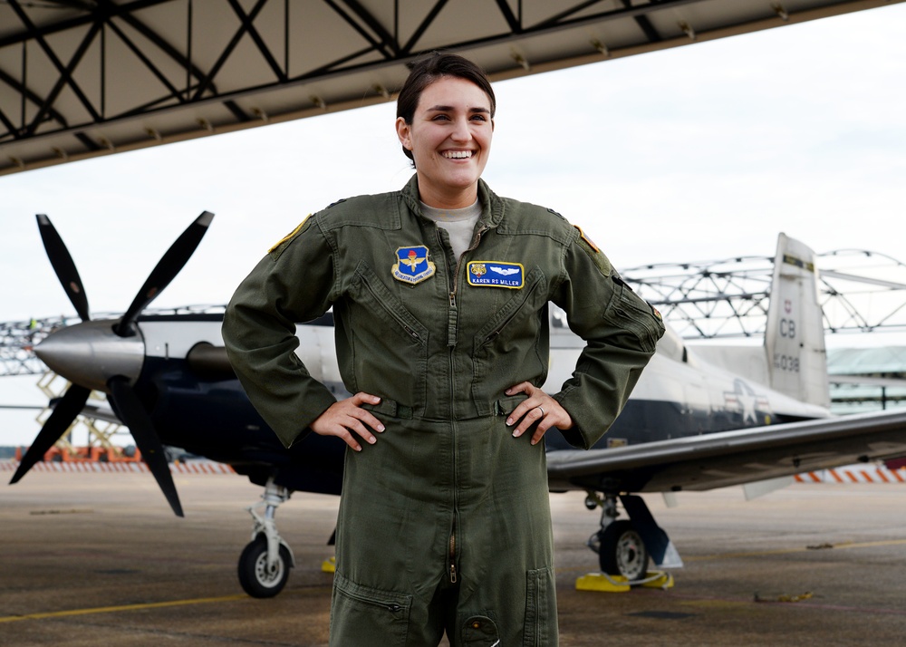 37th FTS instructor pilot selected for ISOS