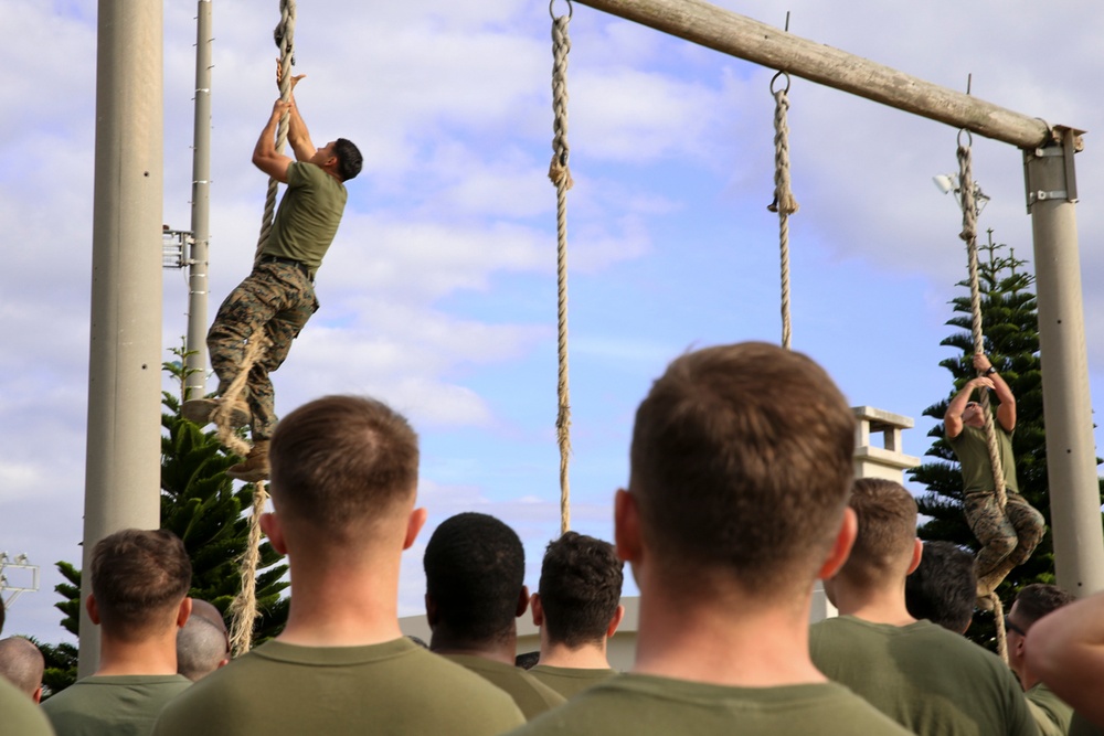 31st MEU Marines participate in an obstacle course