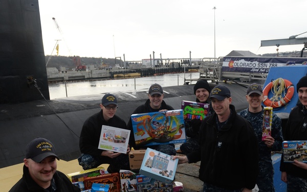 PCU Colorado (SSN 788) Gets in the Christmas Spirit with Toys for Tots