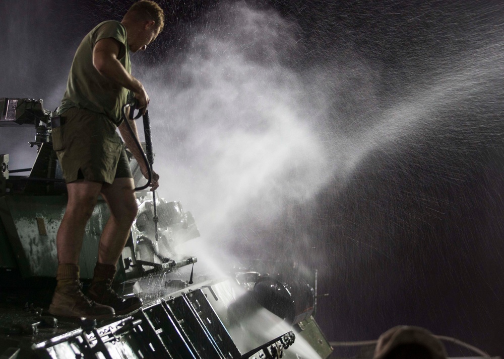15th MEU conducts vehicle washdowns