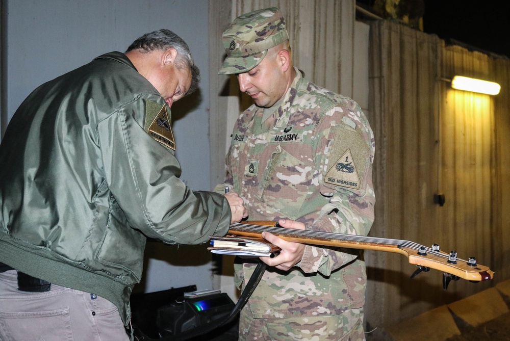Gary Sinise Visits Baghdad