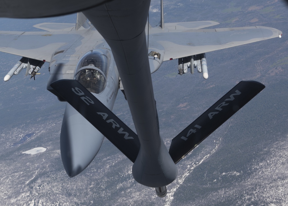 Lining-up F-15
