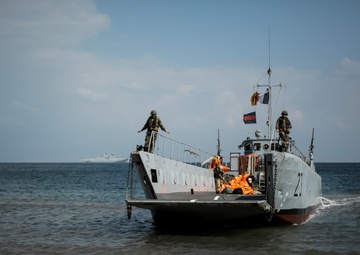 U.S., France conduct simulated NEO during Alligator Dagger