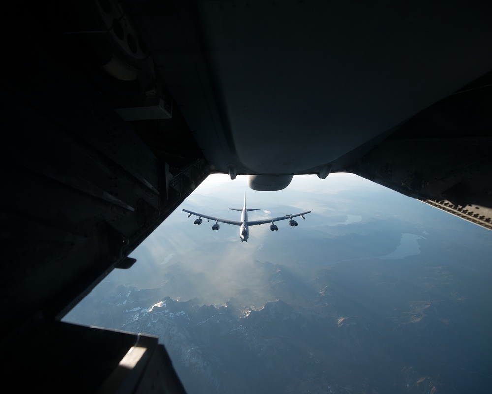 B-52H Stratofortress Refueling