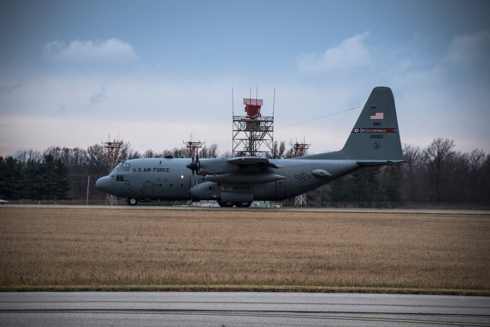 Col. James R. Camp takes final flight at 179th Airlift Wing