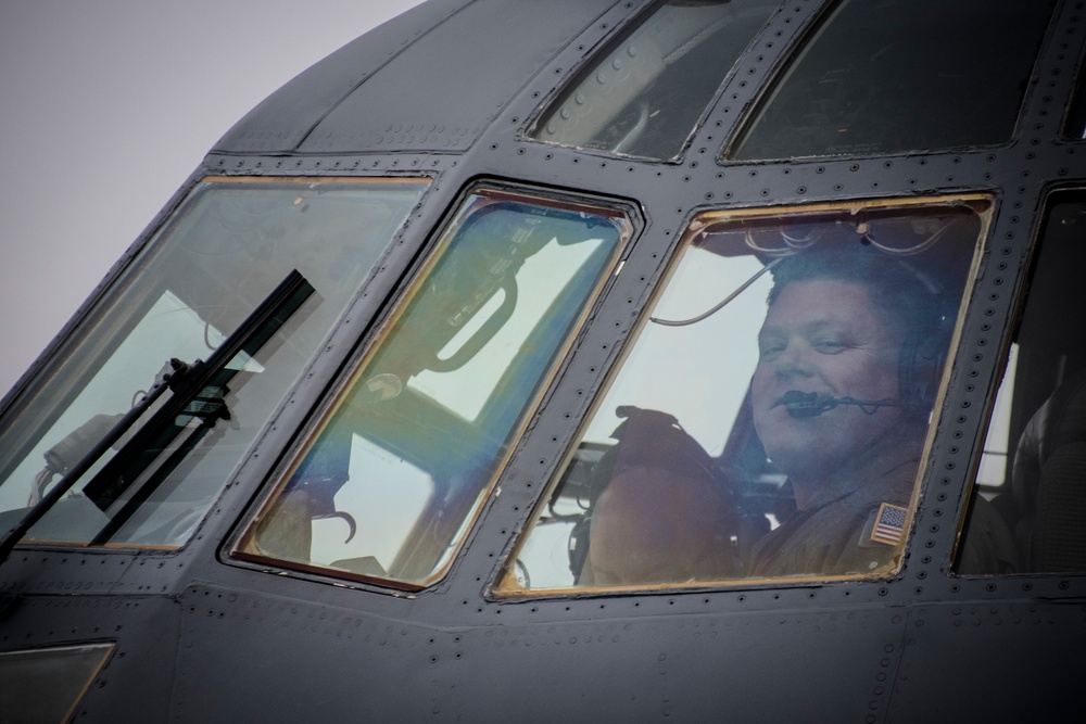 Col. James R. Camp takes final flight at 179th Airlift Wing