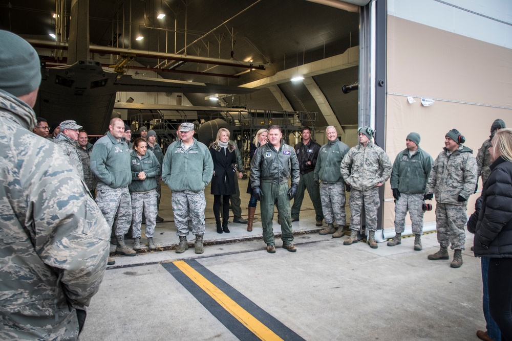 Col. James R. Camp takes final flight at 179th Airlift Wing