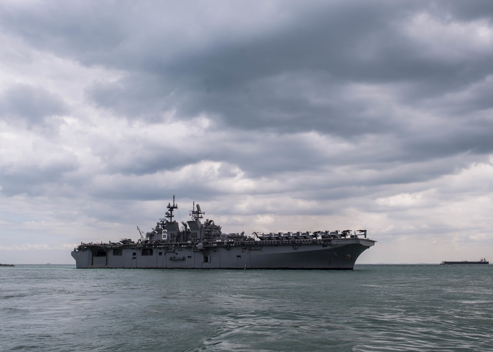 USS America arrives in Singapore