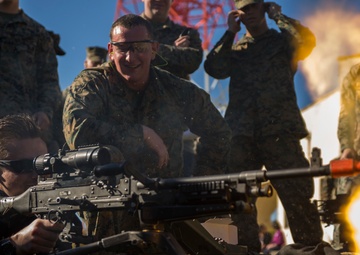 The USO brought a taste of home to service members  in Spain