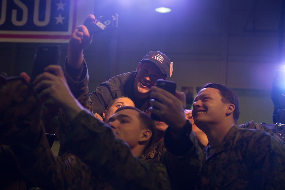 The USO brought a taste of home to service members  in Spain