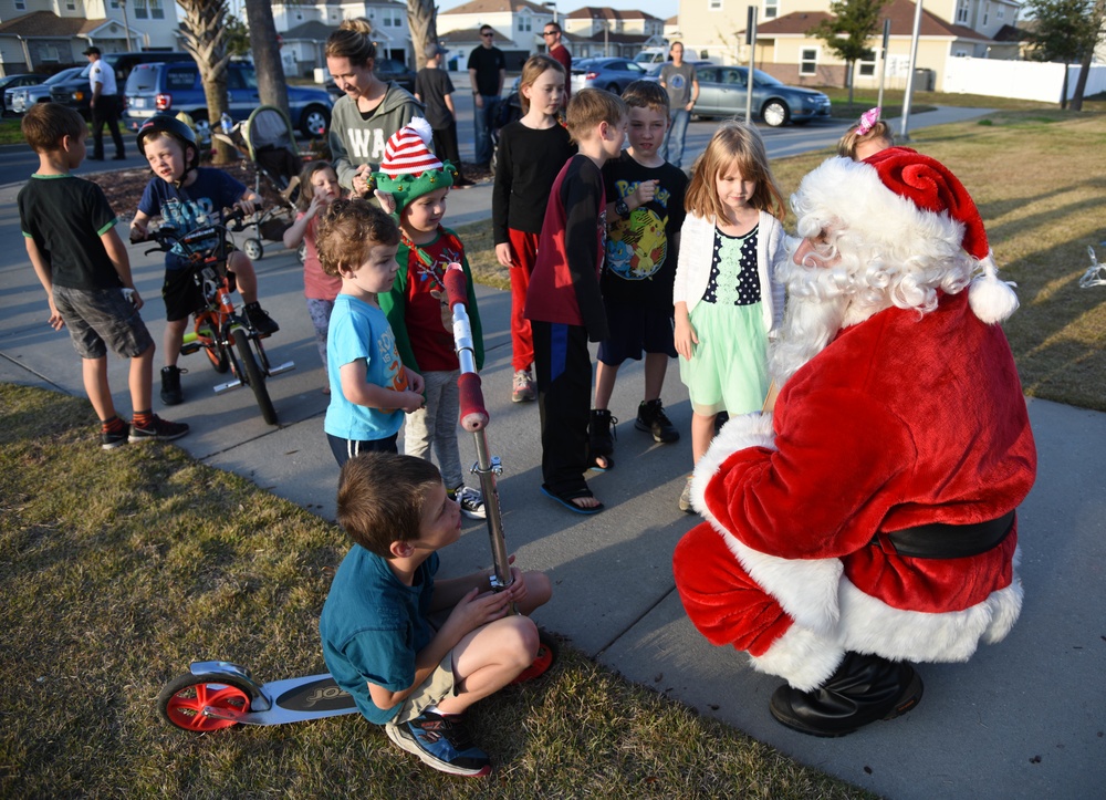 Santa spreads Christmas cheer