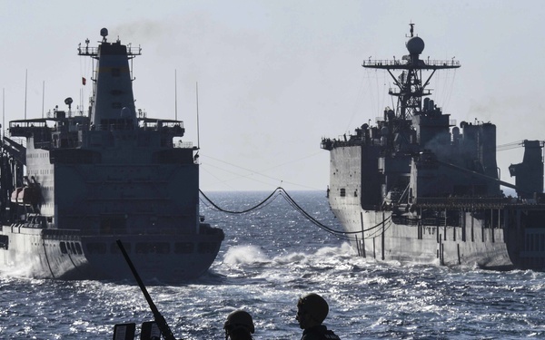 USS San Diego (LPD 22) Approaches USNS John Lenthall (T-AO 198)